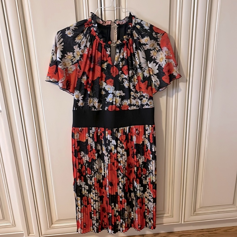 Women dress